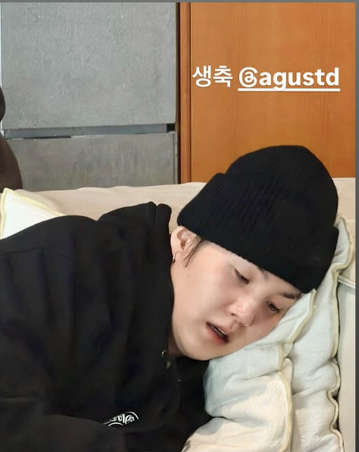 SUGA (防弹少年团)粉丝拍下的瞬间