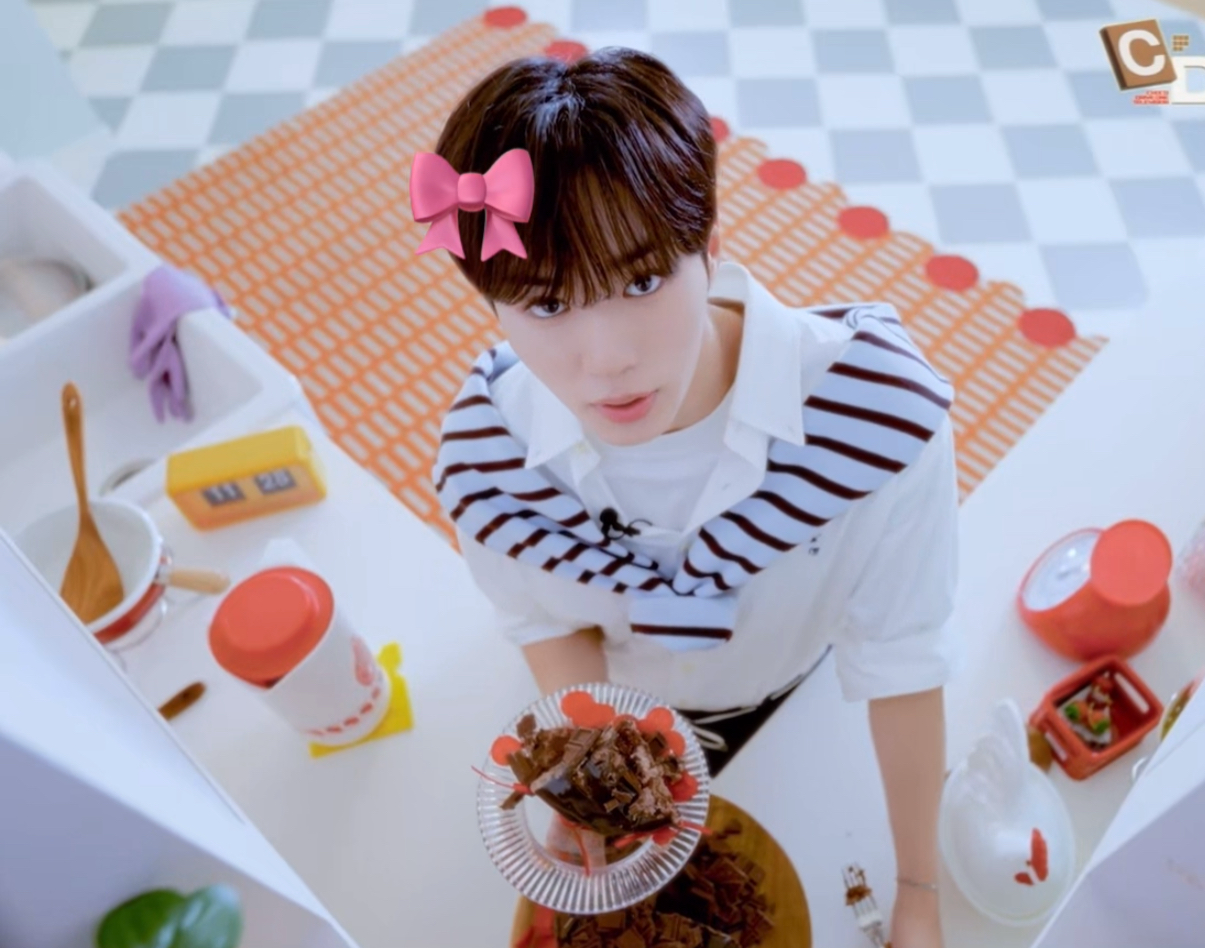 Recent activity shot of Kim Junseo (ALPHA DRIVE ONE)