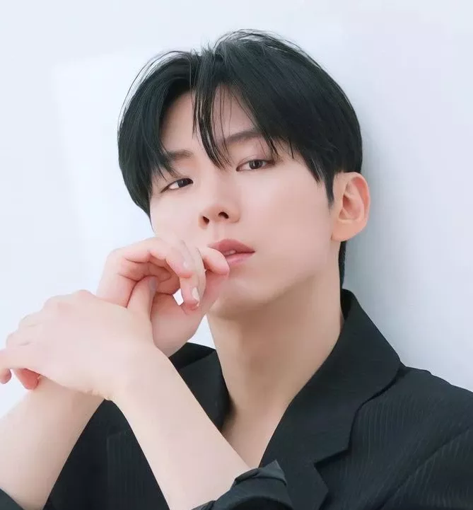 A moment captured by Kihyun (MONSTA X)'s fan