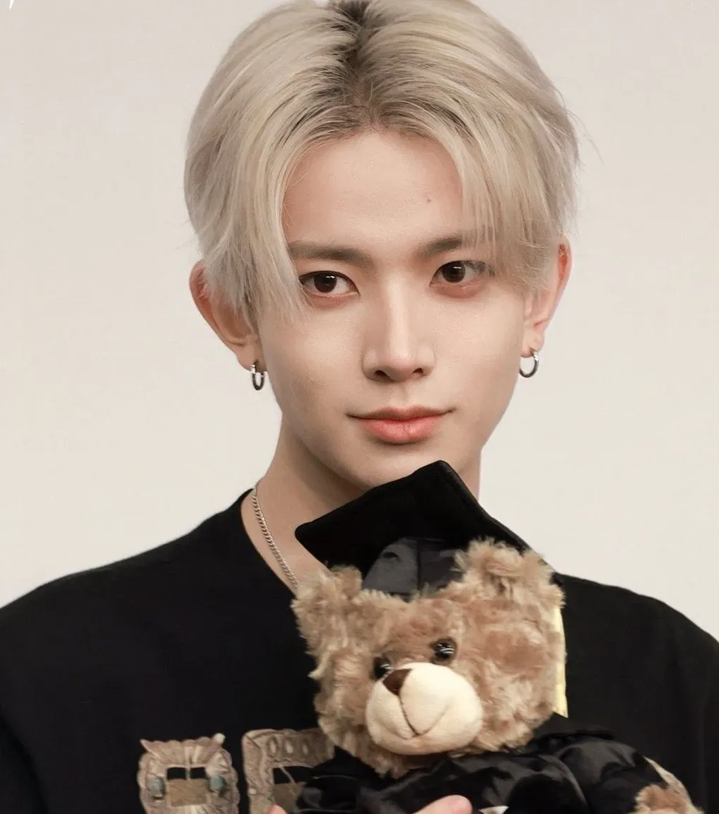 희승의 비하인드 컷