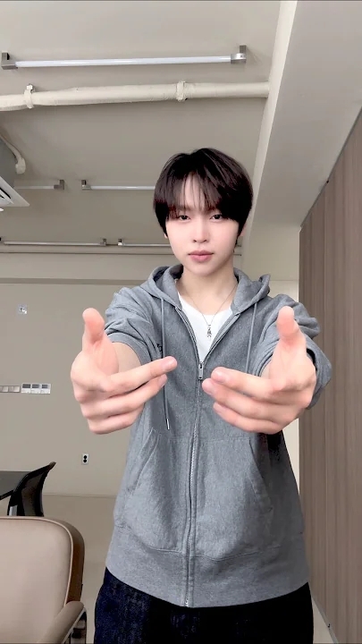 A heartfelt wallpaper shared by 秋喩纂 (IDID)'s fans