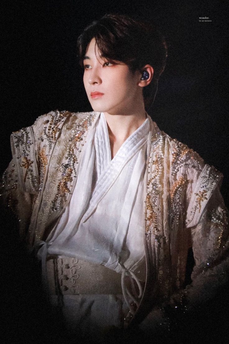 A moment captured by Board's fan