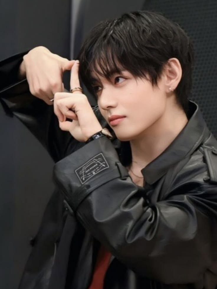 Momen yang diabadikan oleh penggemar V (BTS)