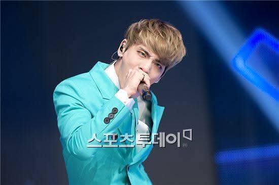 Recent activity shot of Jonghyun (SHINee)