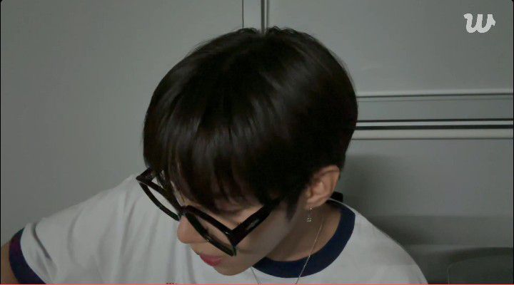 Today’s hot picks from the 제이엘 (아홉) community