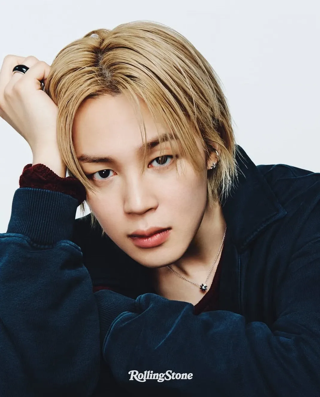 Foto aktivitas terbaru Jimin (BTS)