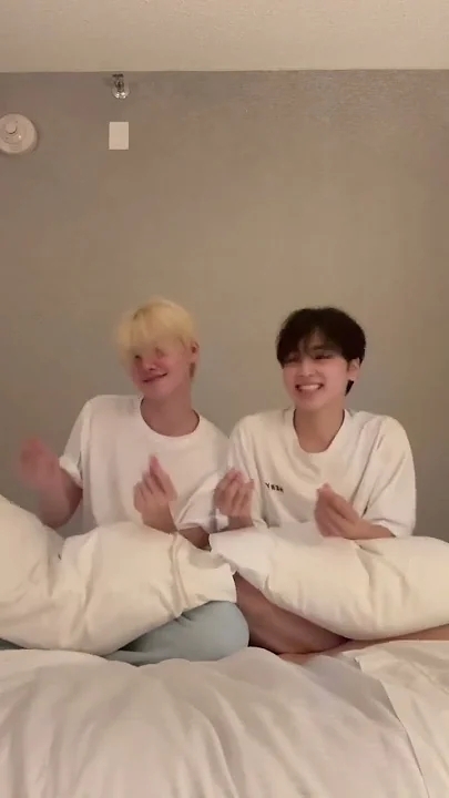 형준 (CRAVITY)의 비하인드 컷