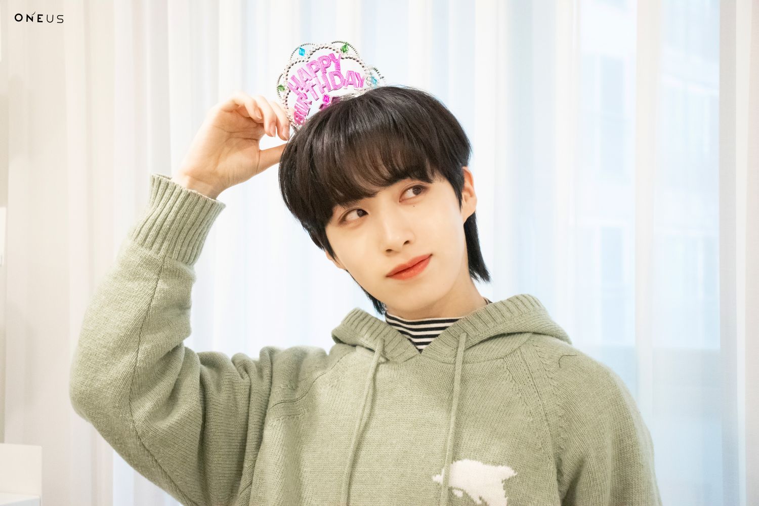 Behind-the-scenes cut of XION (ONEUS)