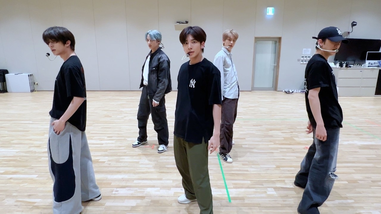 투모로우바이투게더의 비하인드 컷