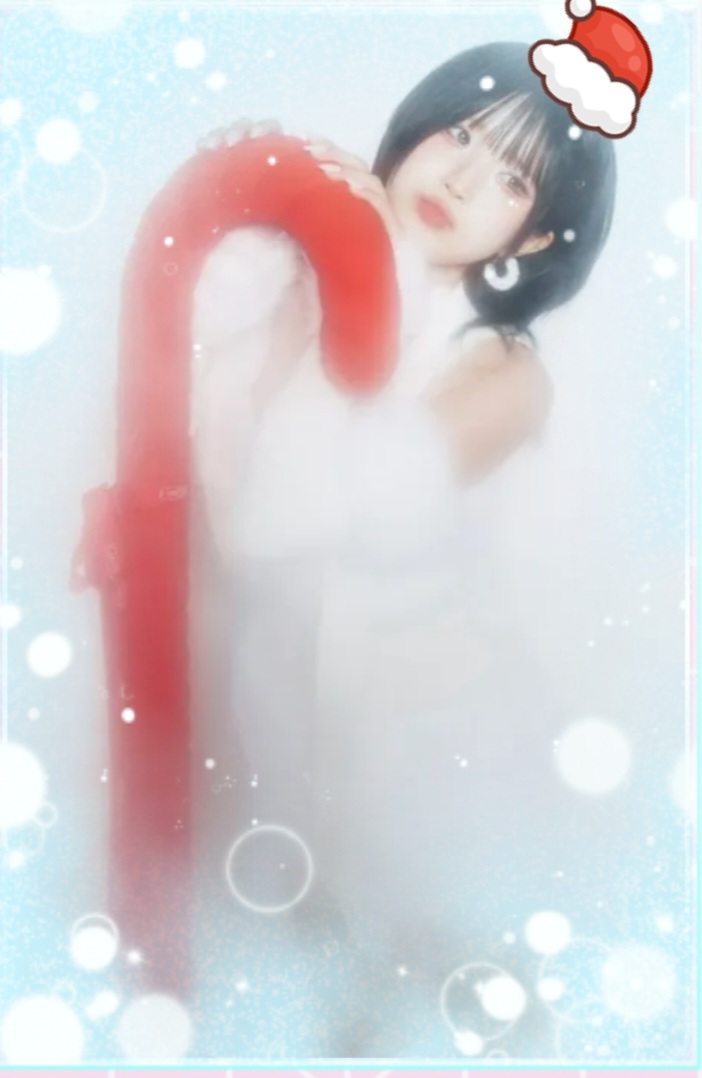 宋河英 (fromis_9)的最新活动照片