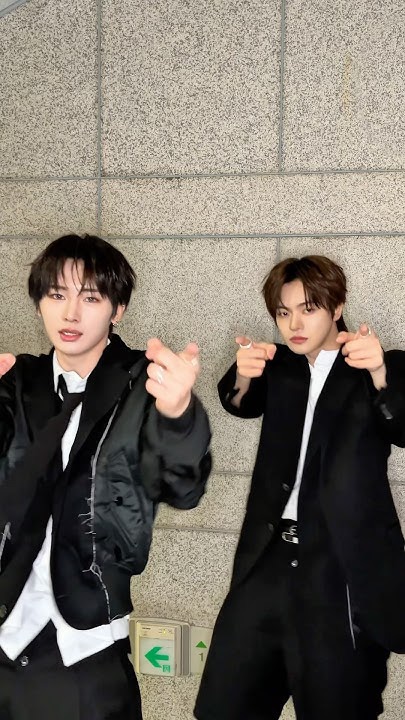 Behind-the-scenes cut of Kim Junseo (ALPHA DRIVE ONE)