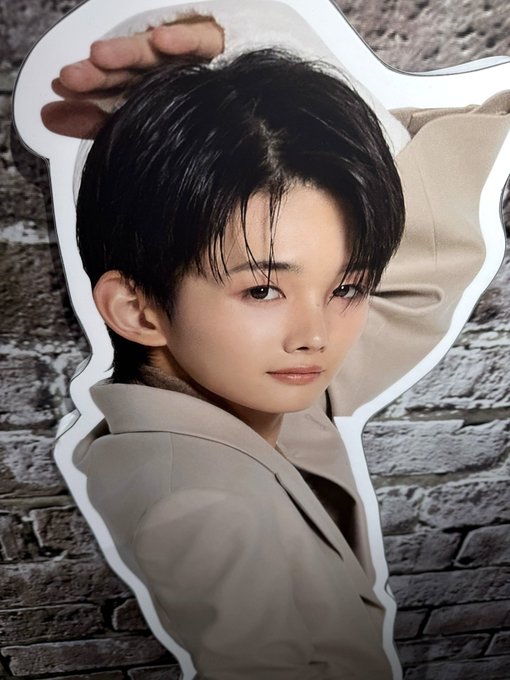 Jo (&TEAM)的幕后花絮