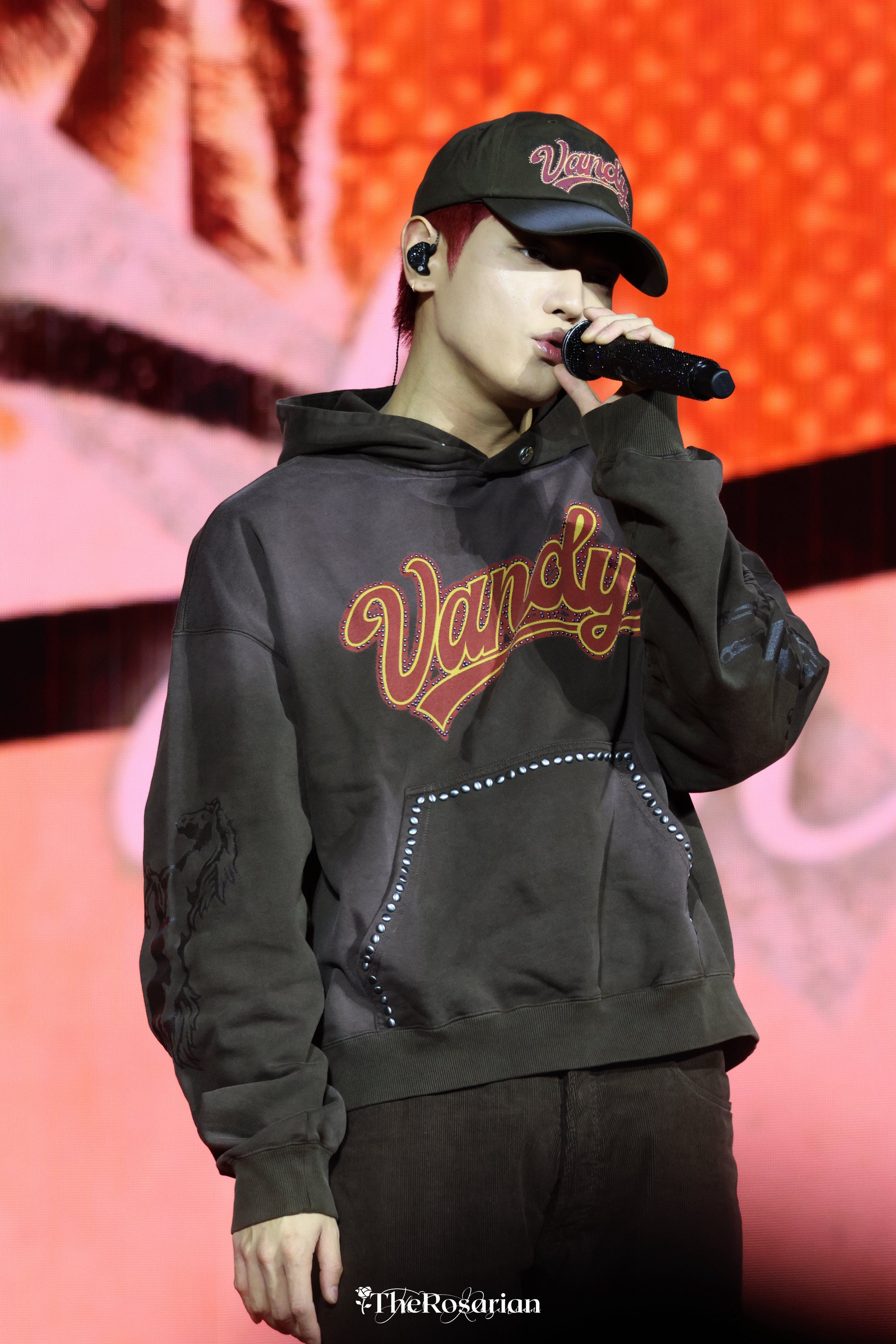 テヨン (NCT 127)の舞台裏ショット