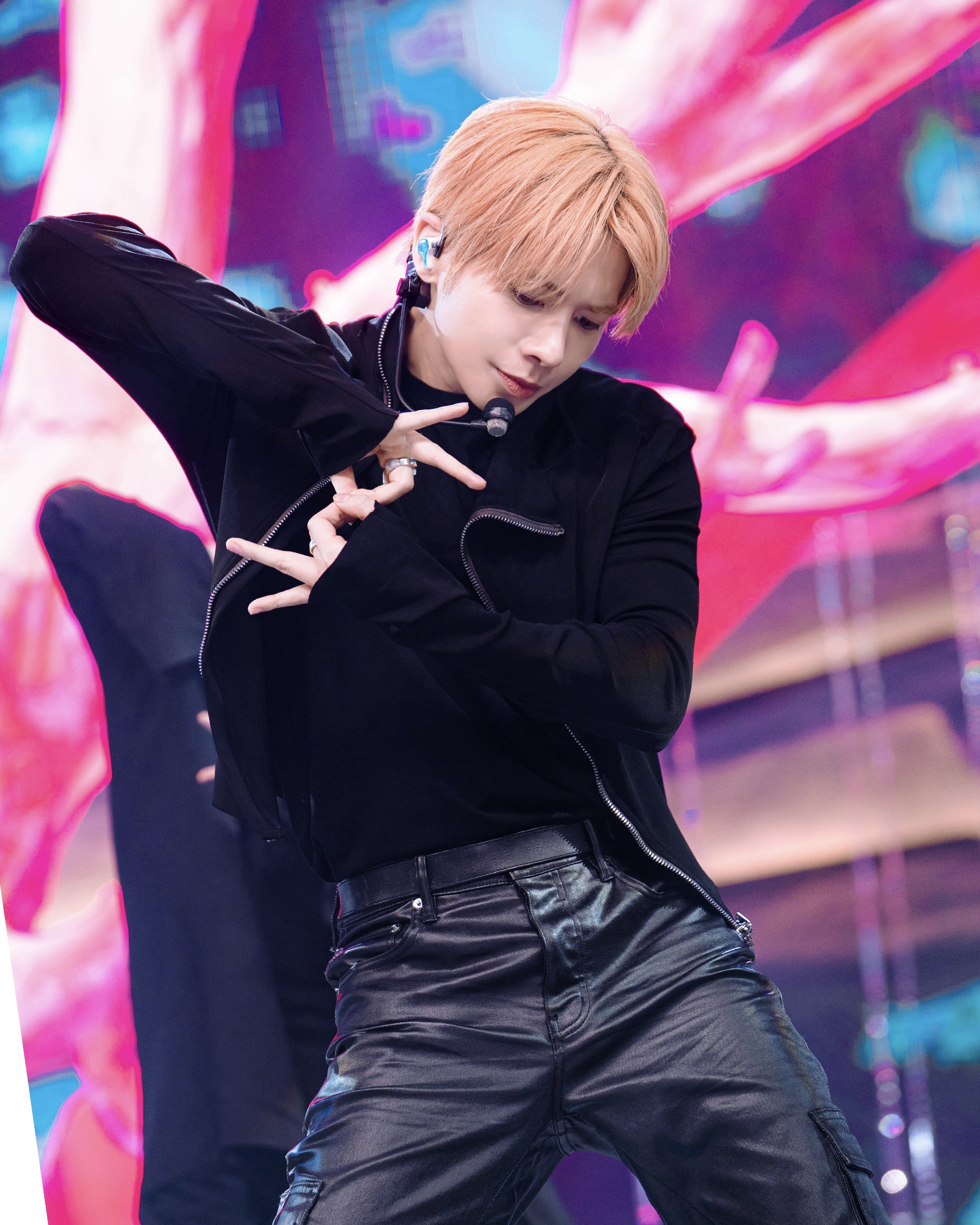 태현 (투모로우바이투게더)의 비하인드 컷