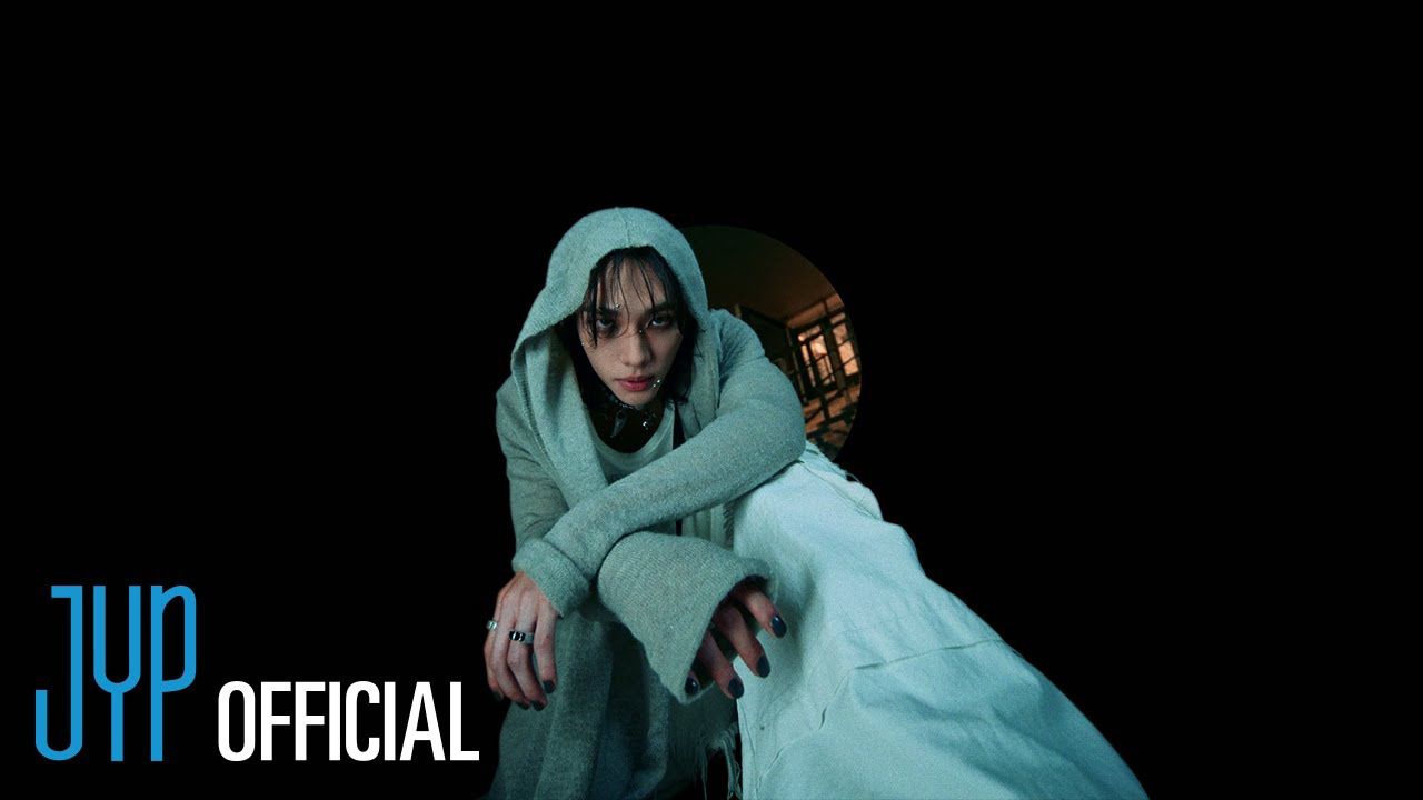 Behind-the-scenes cut of Hyunjin (Stray Kids)