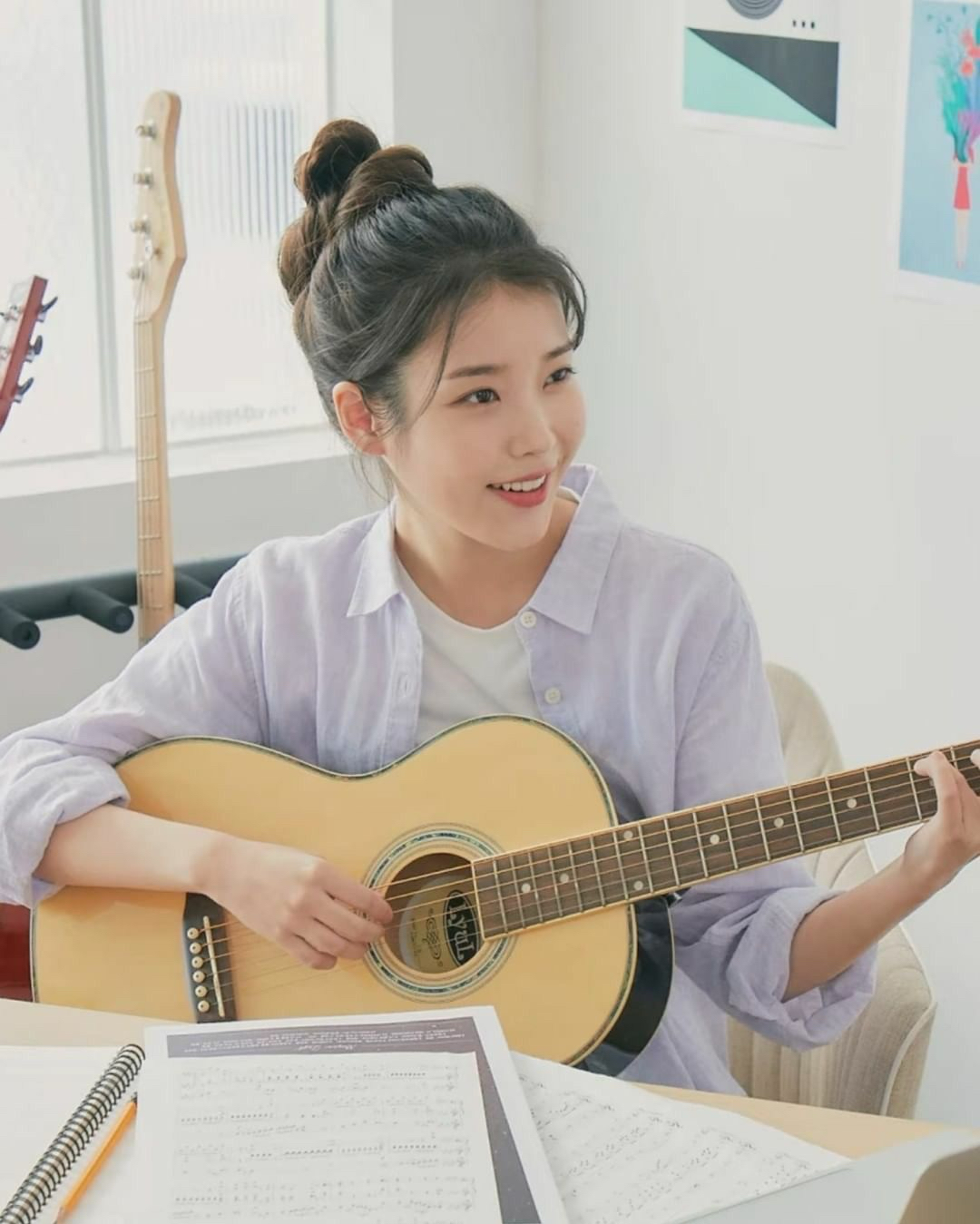 아이유의 비하인드 컷