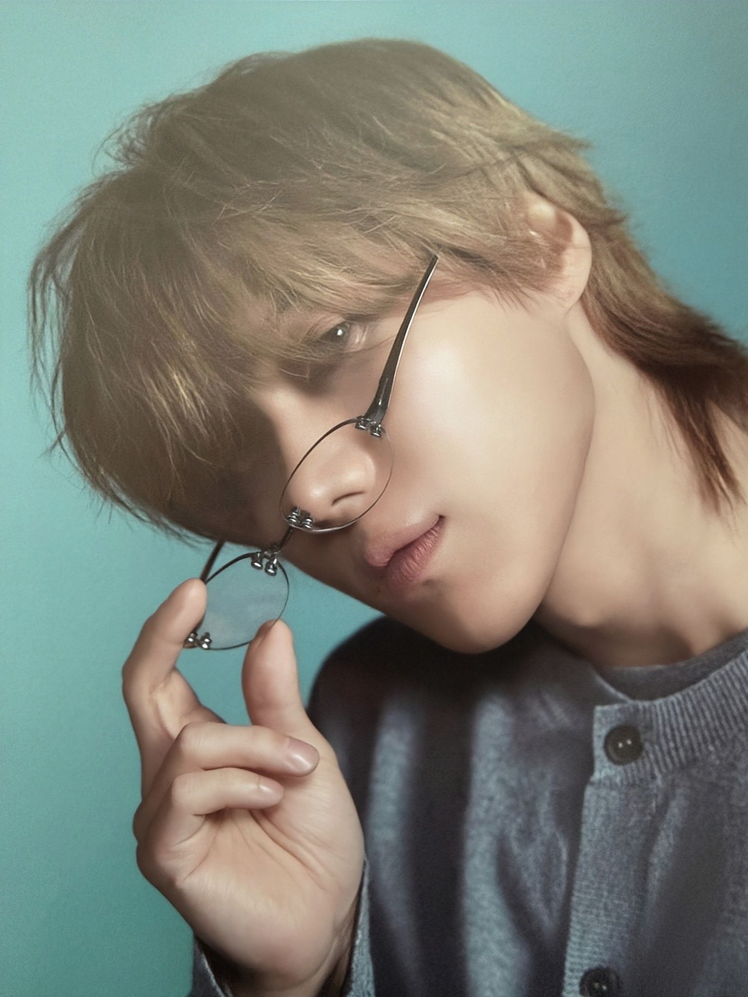 Behind-the-scenes cut of Taemin (SHINee)