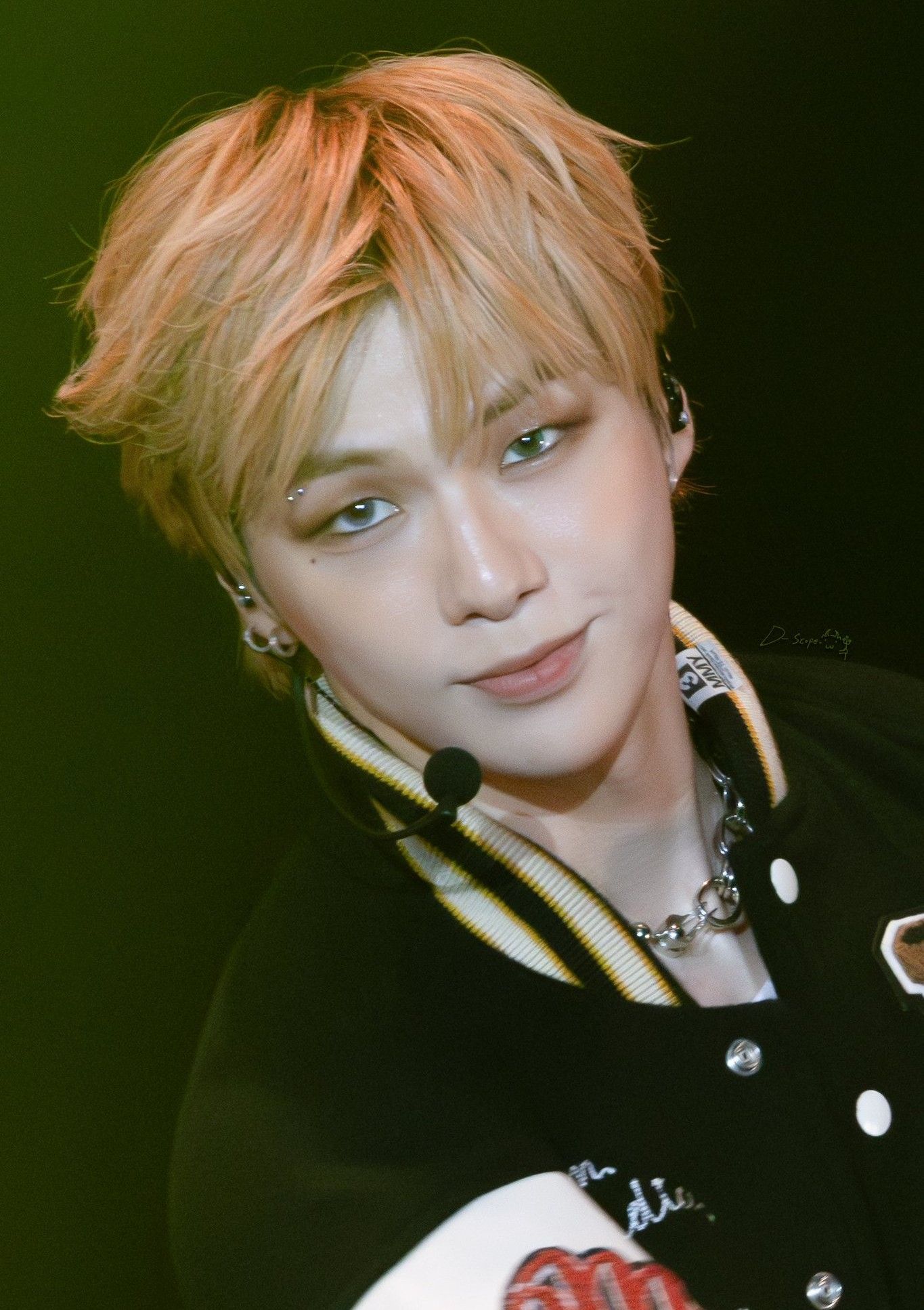 Latest photo of Kang Daniel