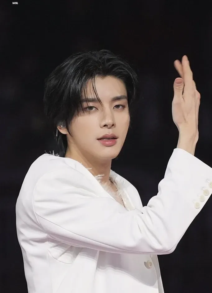 Behind-the-scenes cut of Jake (ENHYPEN)