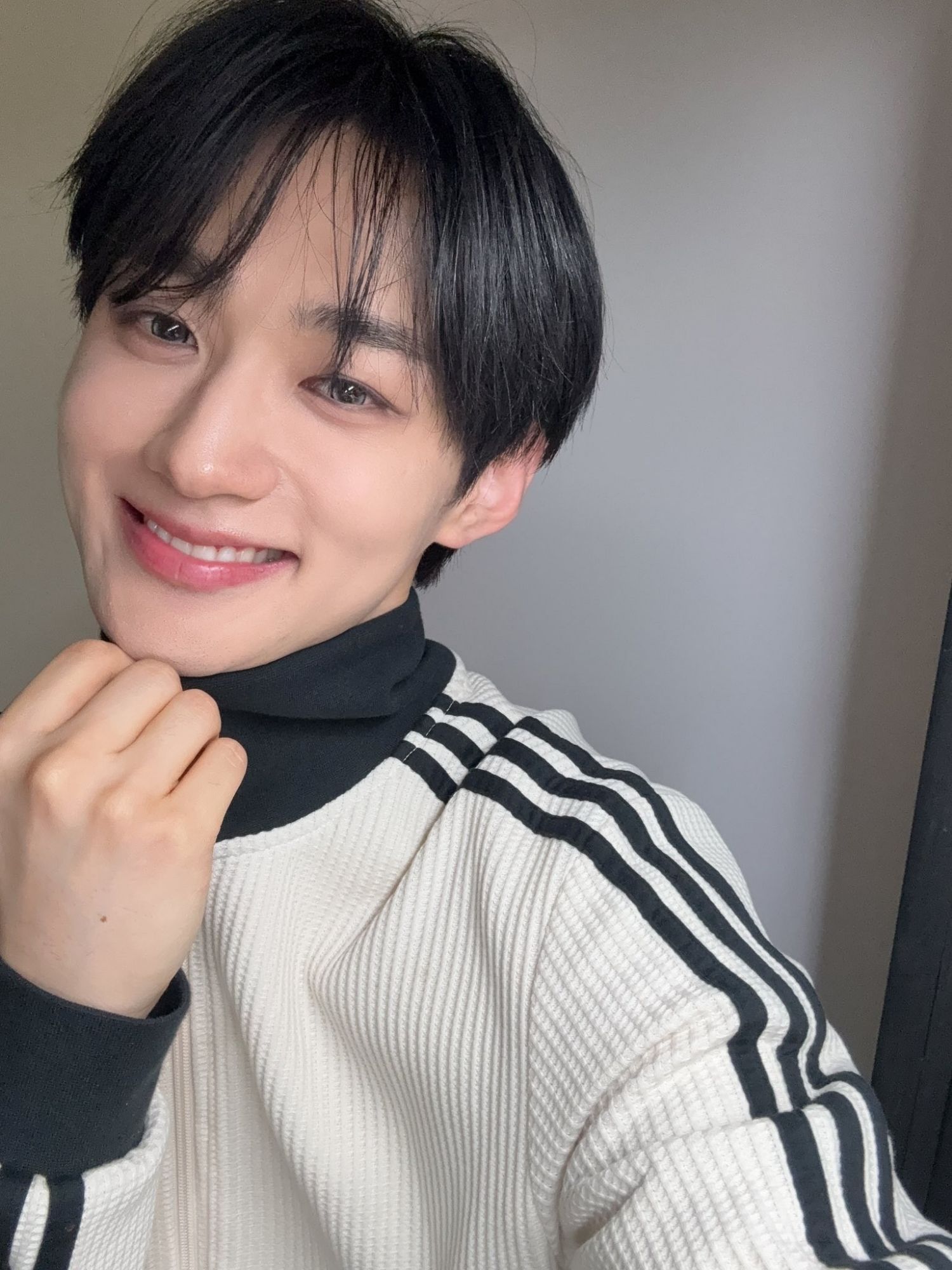 Behind-the-scenes cut of Yongseung (VERIVERY)