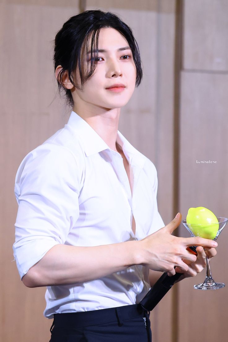 Behind-the-scenes cut of Yeosang (ATEEZ)