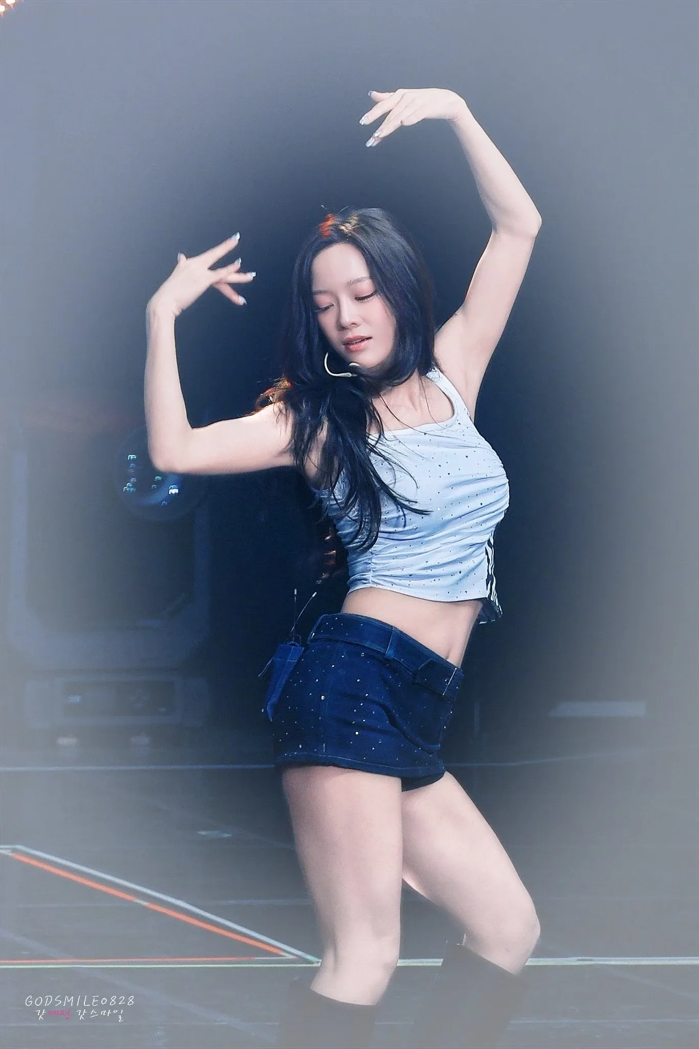 Recent activity shot of Sejeong (I.O.I)