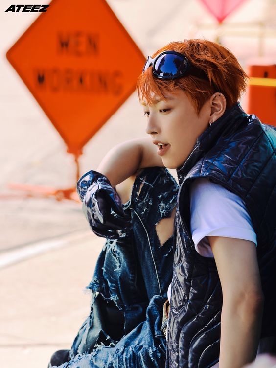 A moment captured by Hongjoong (ATEEZ)'s fan