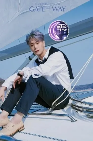 Latest photo of Moonbin (ASTRO)