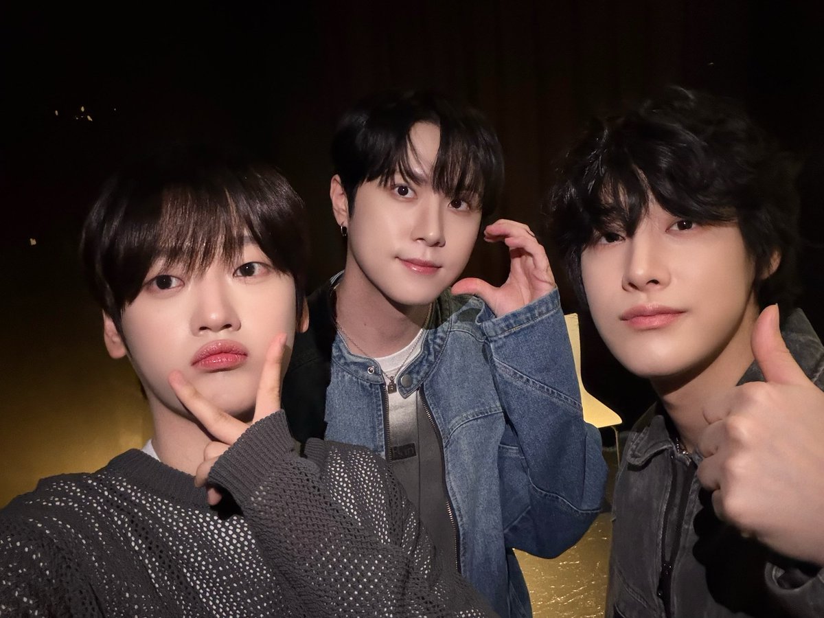 A moment captured by WEi's fan