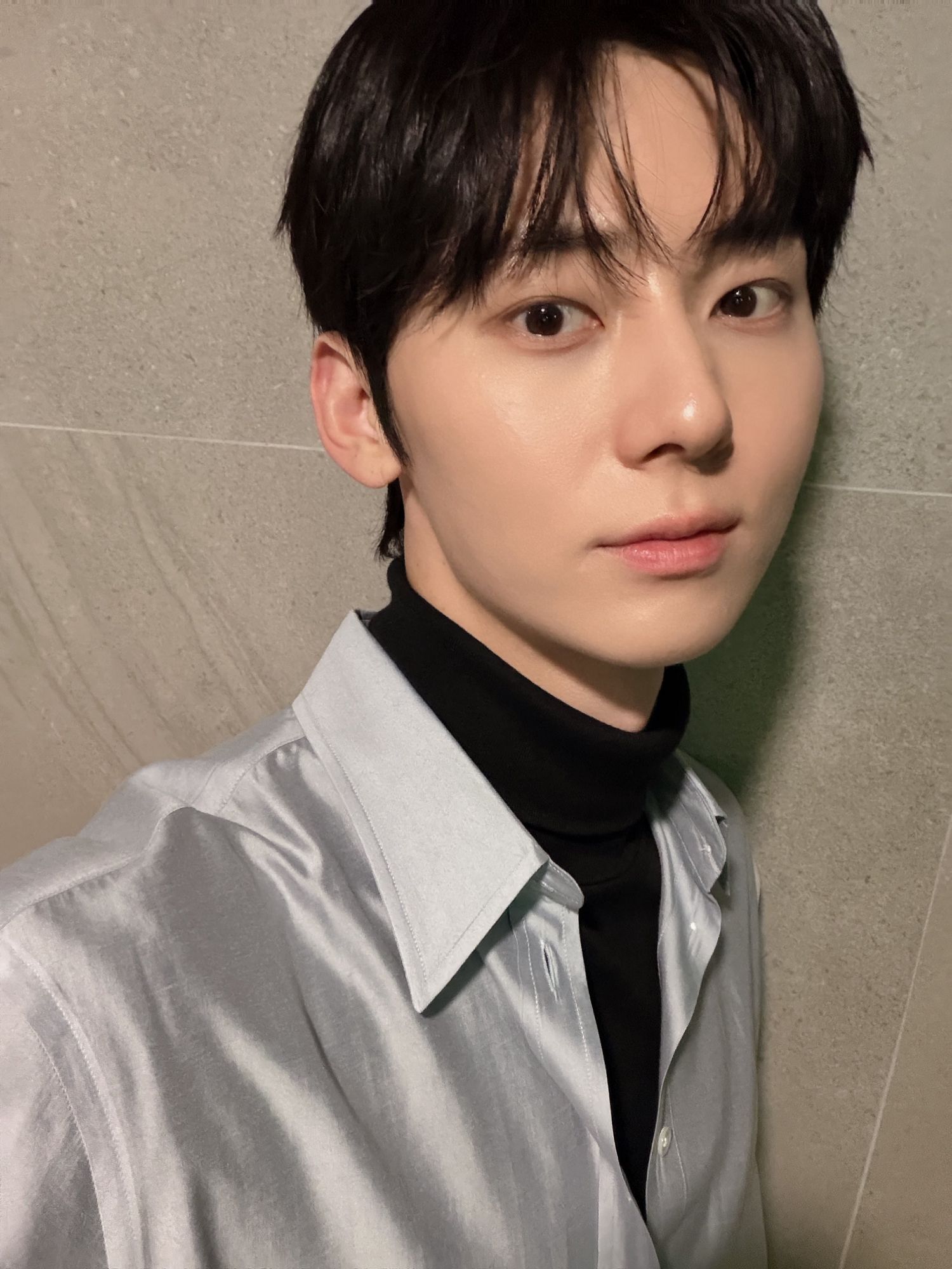 黃旼炫的最新照片