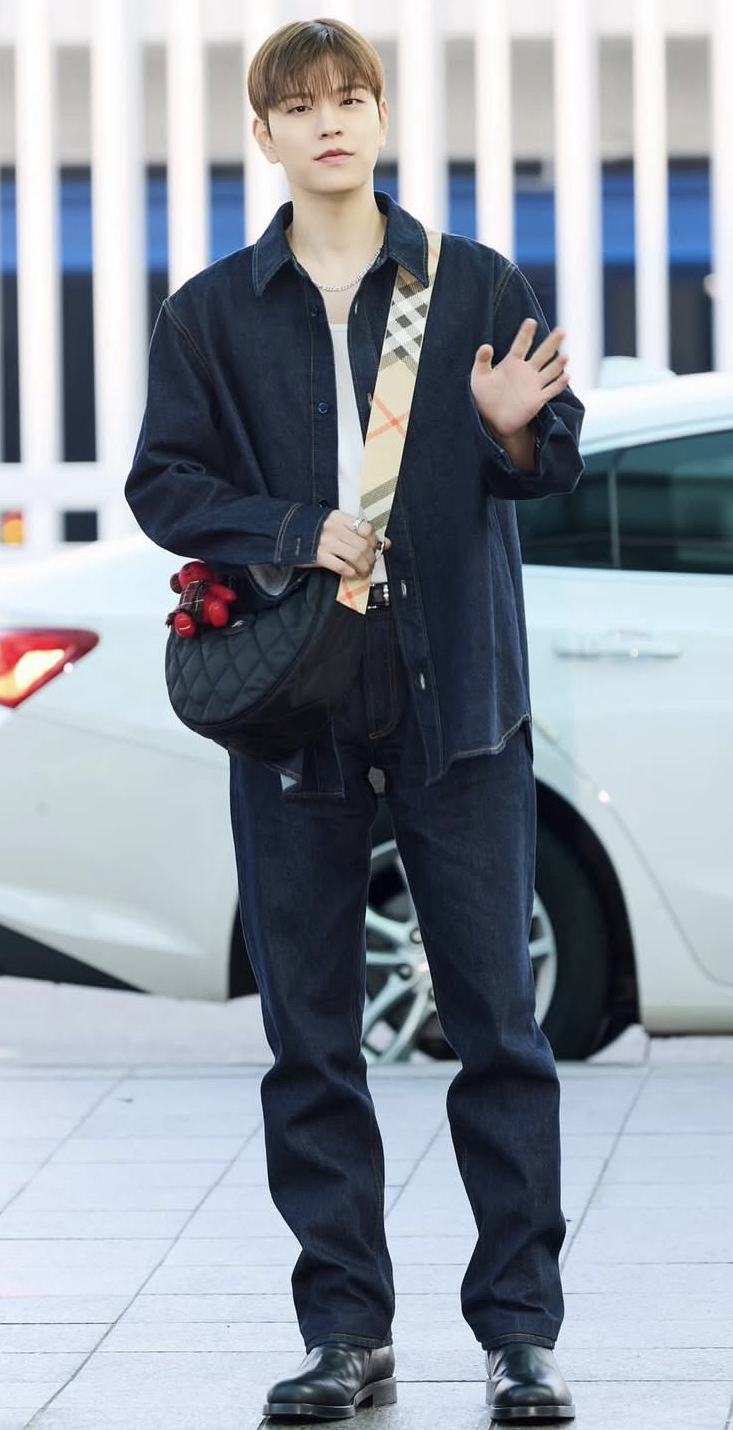 Fan-made special wallpaper for Seungmin (Stray Kids)