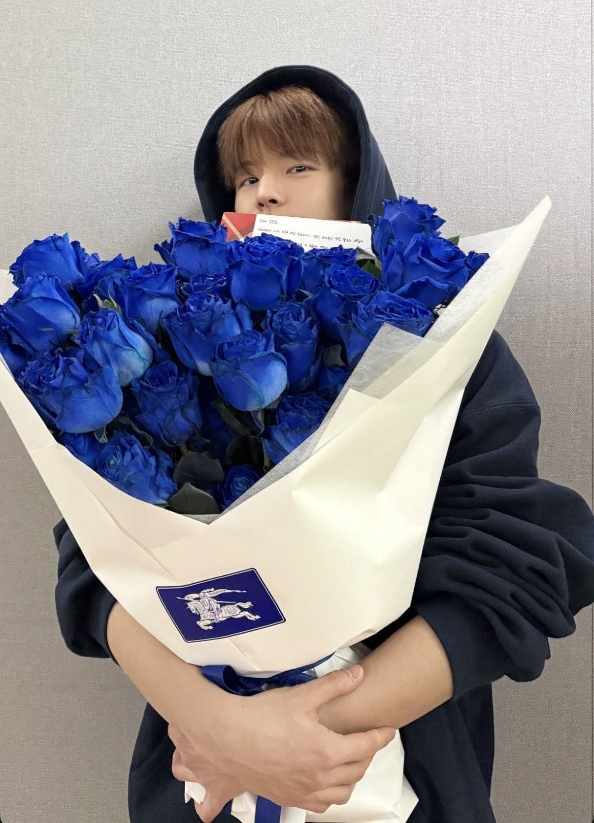 Behind-the-scenes cut of Seungmin (Stray Kids)