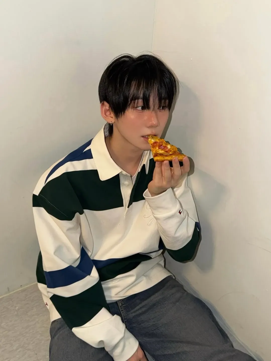 Behind-the-scenes cut of Park Han (AHOF)