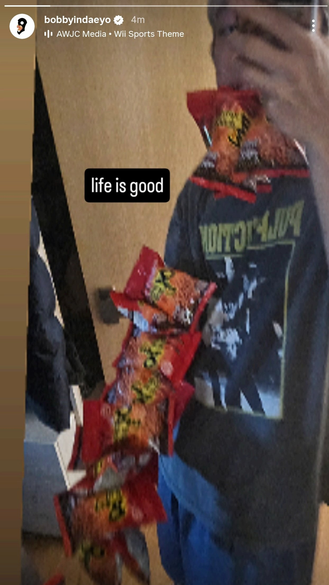 The most beloved wallpaper among BOBBY (iKON)'s fans