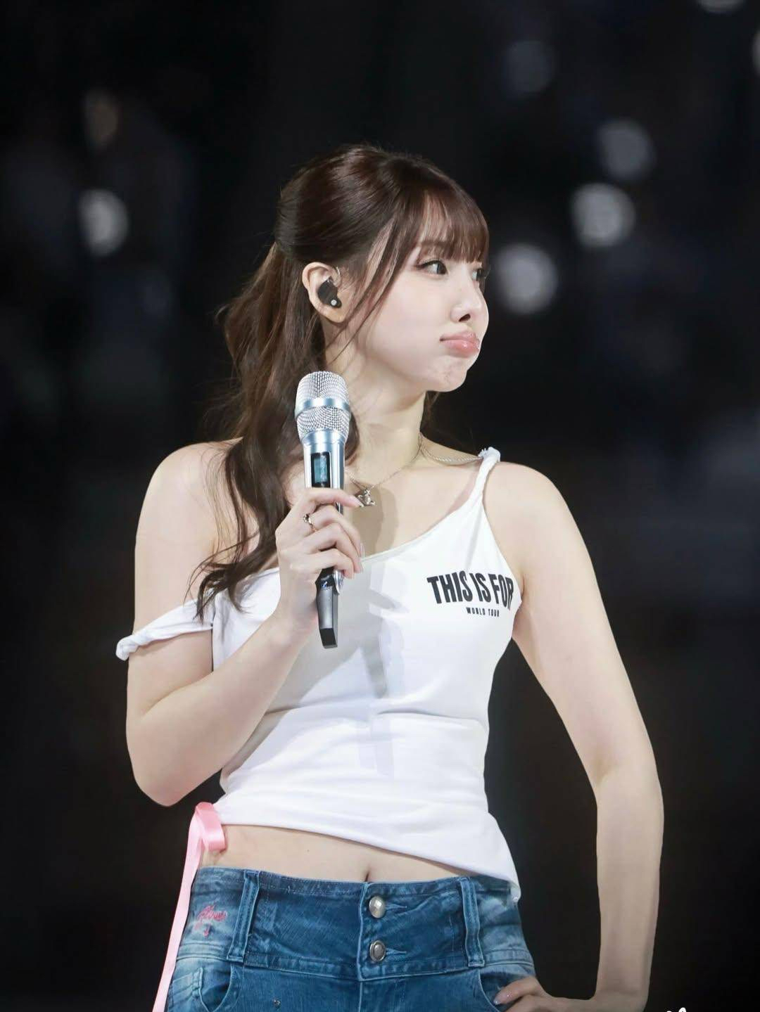 나연 (TWICE)의 최신 사진