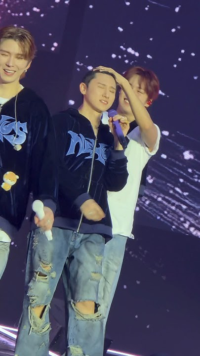 A moment captured by MONSTA X's fan