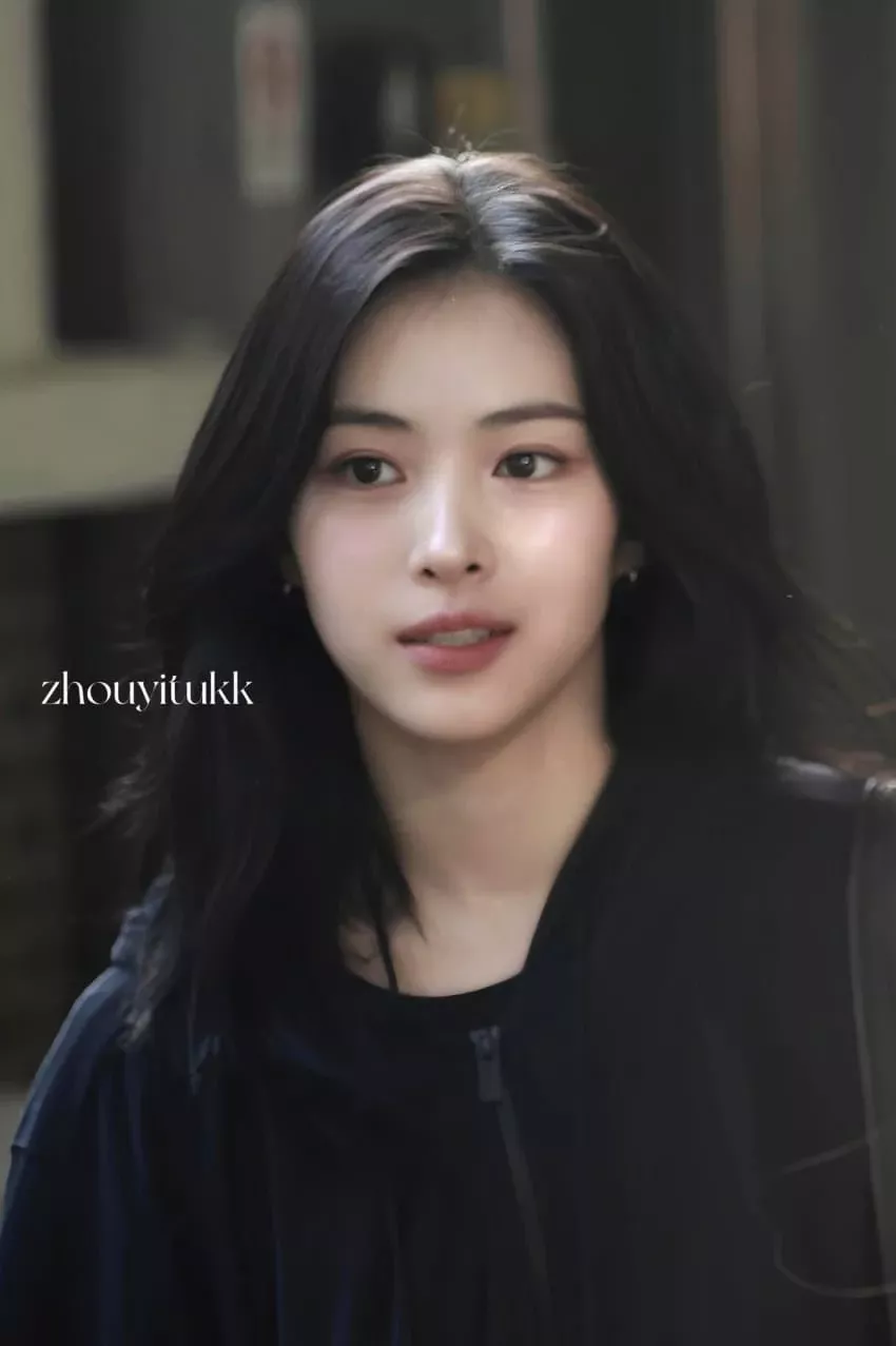 ITZY의 비하인드 컷