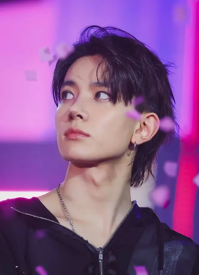 에반 최근 활동샷