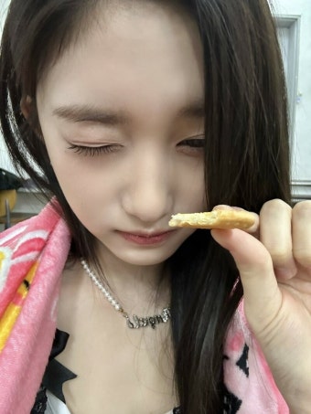 Latest photo of Leeseo (IVE)