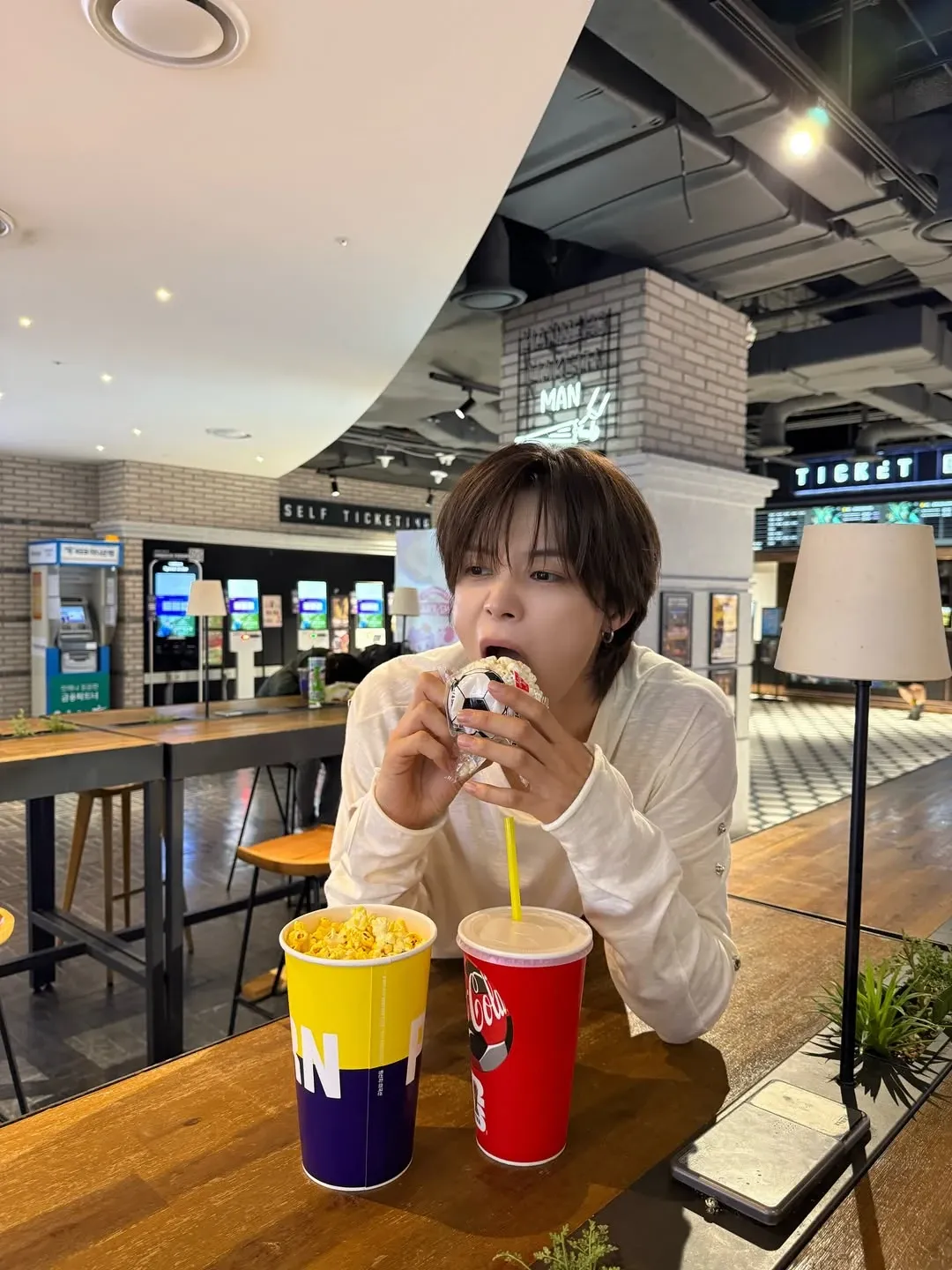 Latest photo of K (&TEAM)