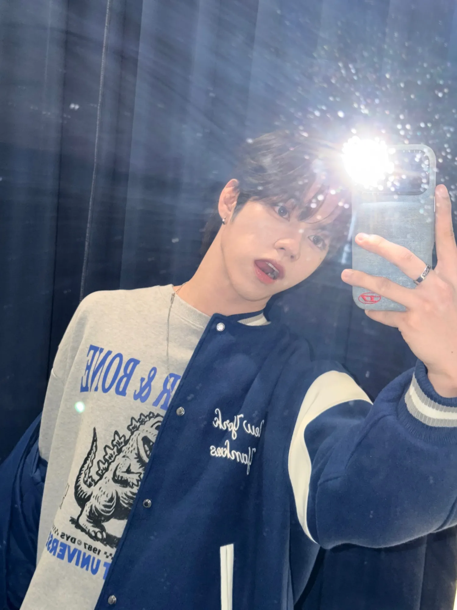 Behind-the-scenes cut of JL (AHOF)