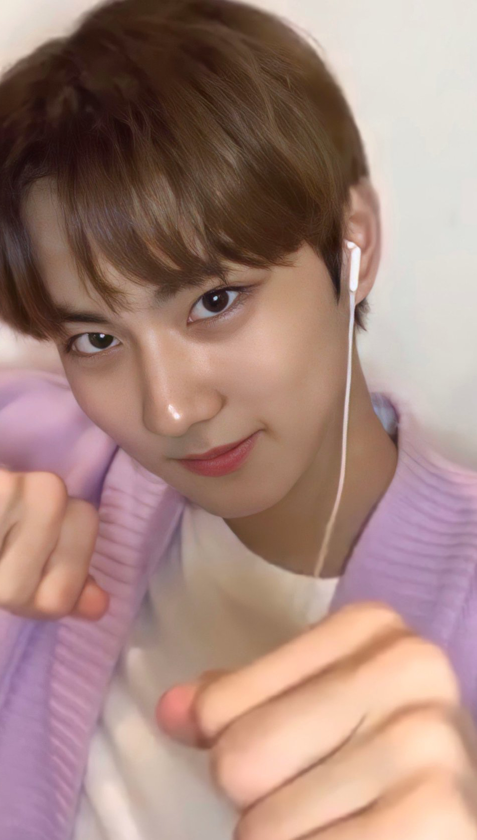 Fandom-recommended wallpaper image of Jungwon (ENHYPEN)