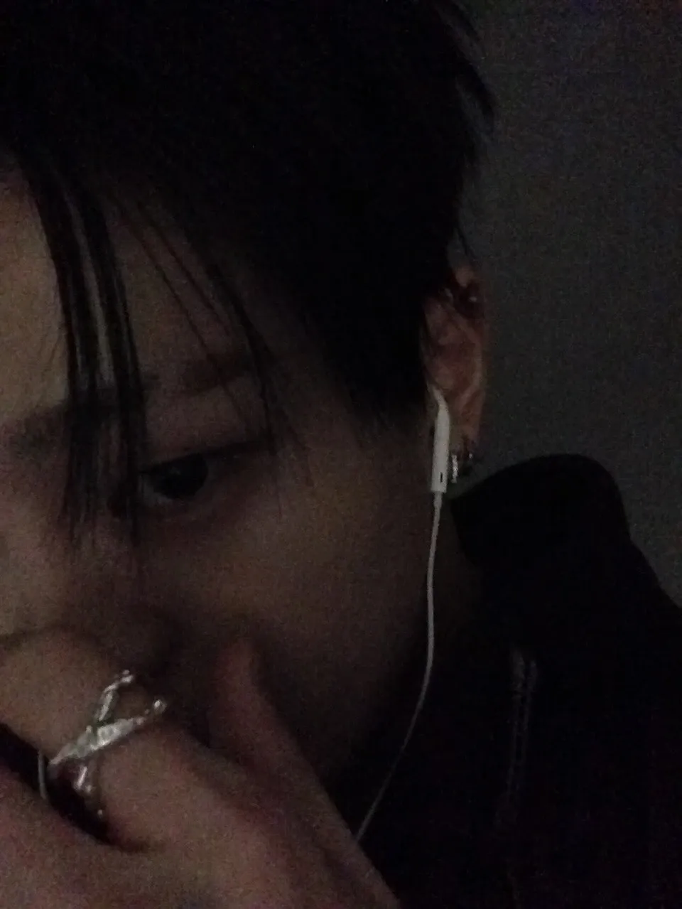 Latest photo of Kim Junmin (WHIB)