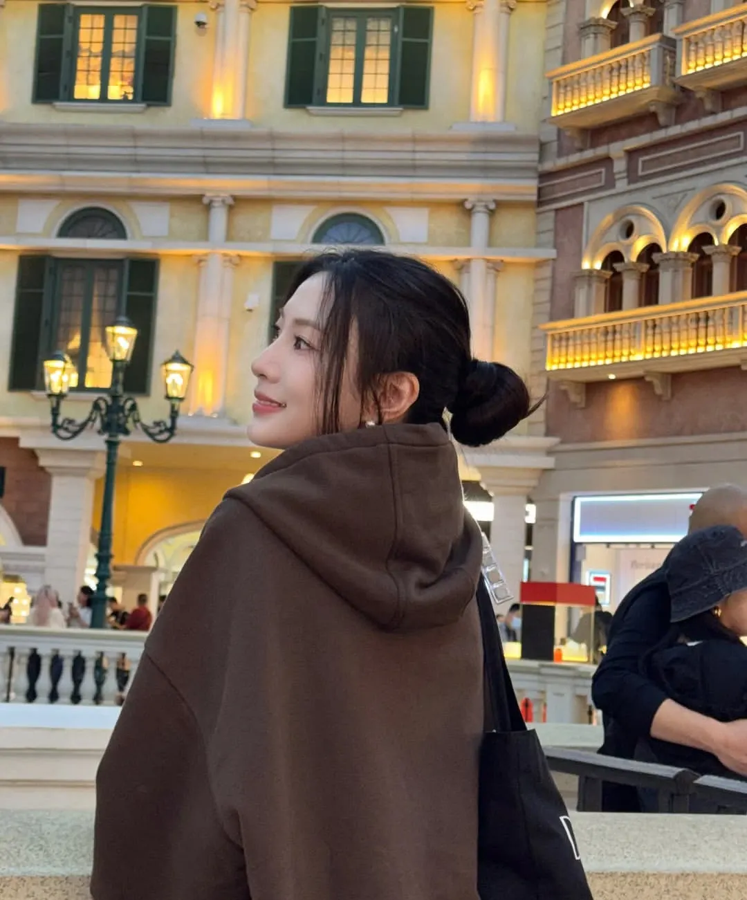 Apinkの舞台裏ショット