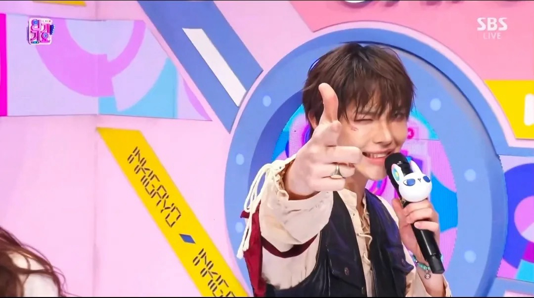 Behind-the-scenes cut of Nicholas (&TEAM)