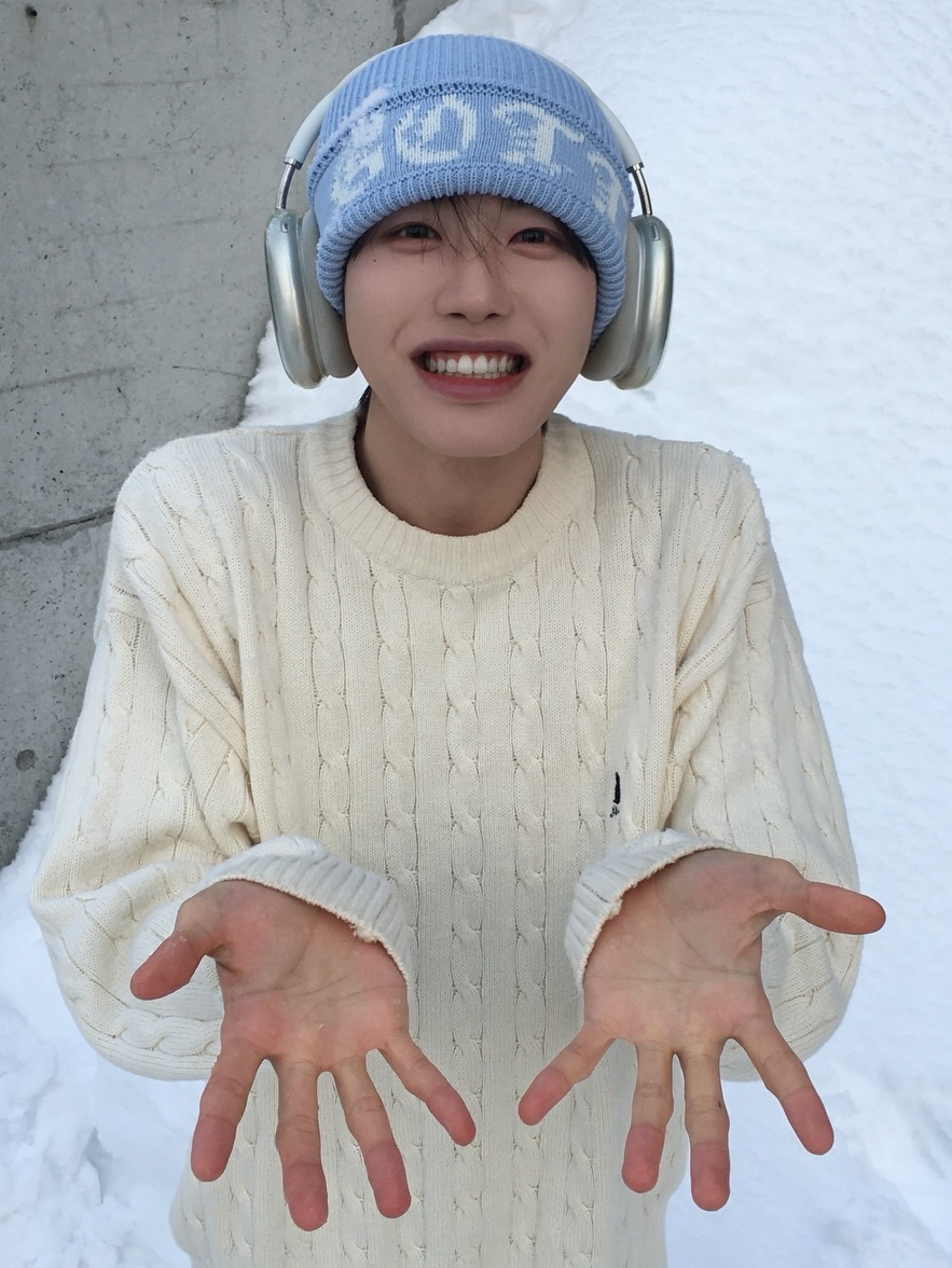 Recent activity shot of Huiwon (n.SSign)