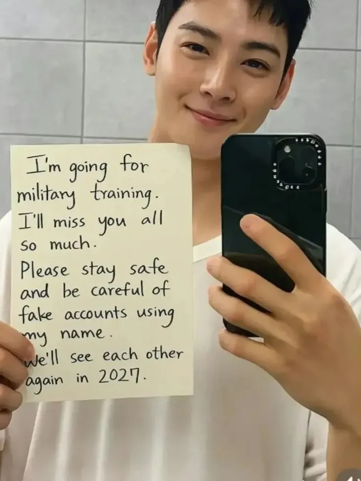 Latest photo of Eunwoo (ASTRO)