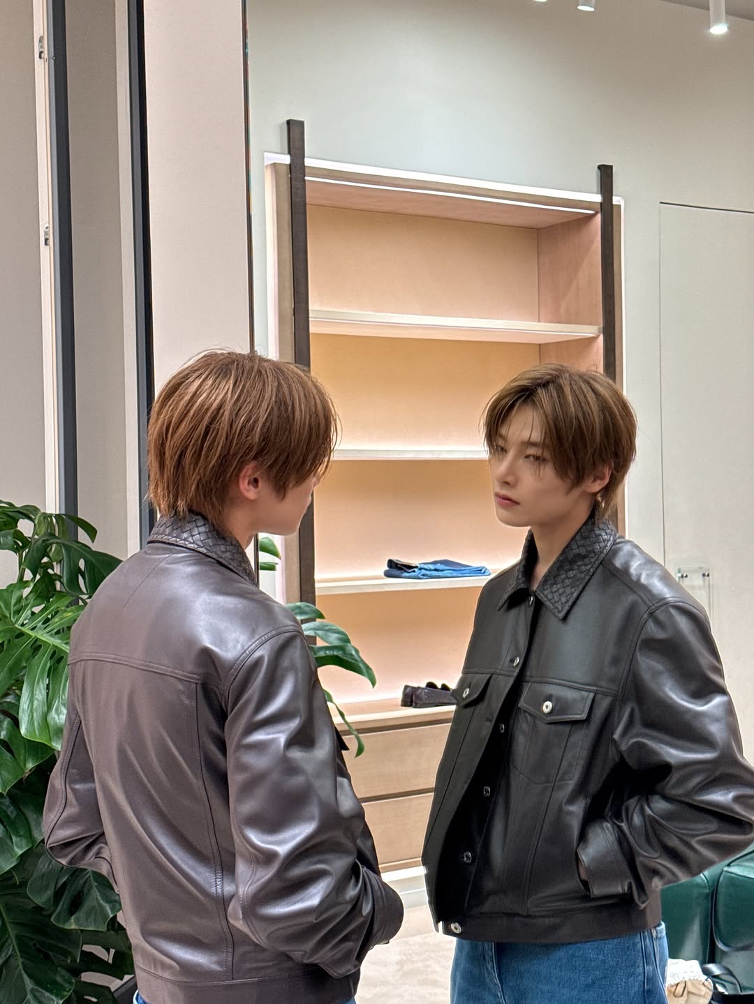 Behind-the-scenes cut of I.N (Stray Kids)