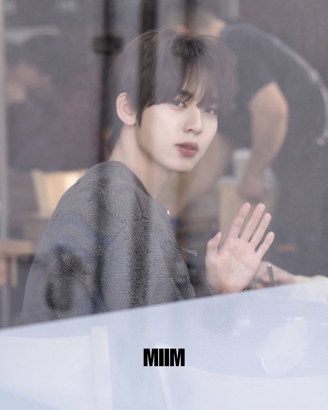 Recent activity shot of Han Yujin (ZEROBASEONE)