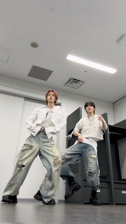 A moment captured by Leehan (BOYNEXTDOOR)'s fan